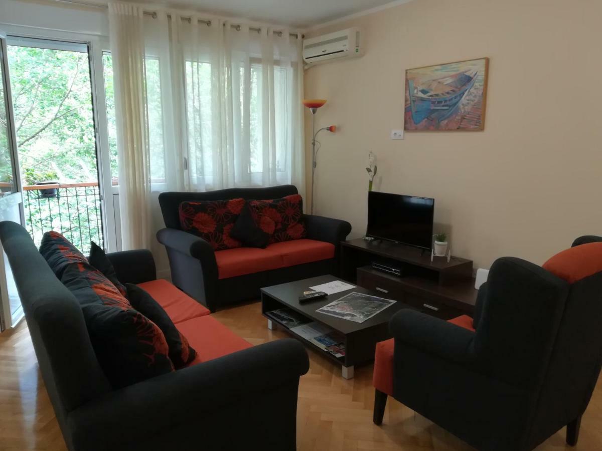 Apartment Nikolic Kotor Buitenkant foto