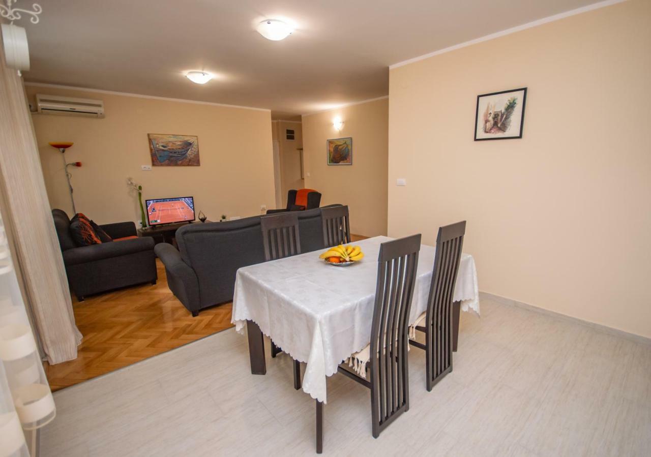 Apartment Nikolic Kotor Buitenkant foto